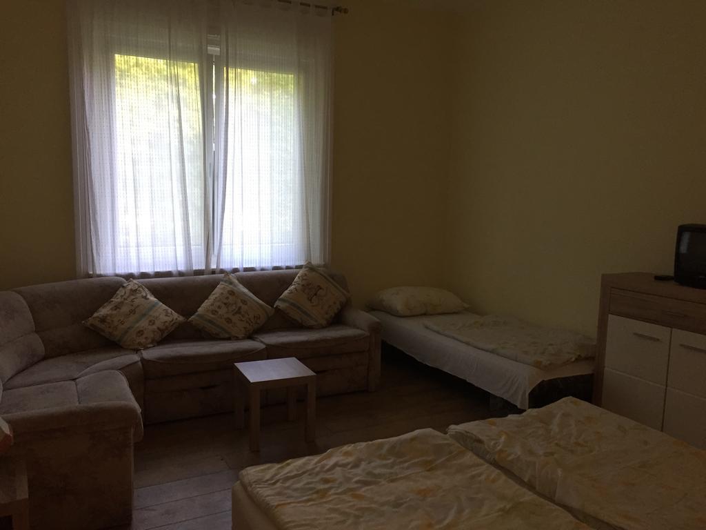 Pálma Apartmanház Siófok Exterior foto